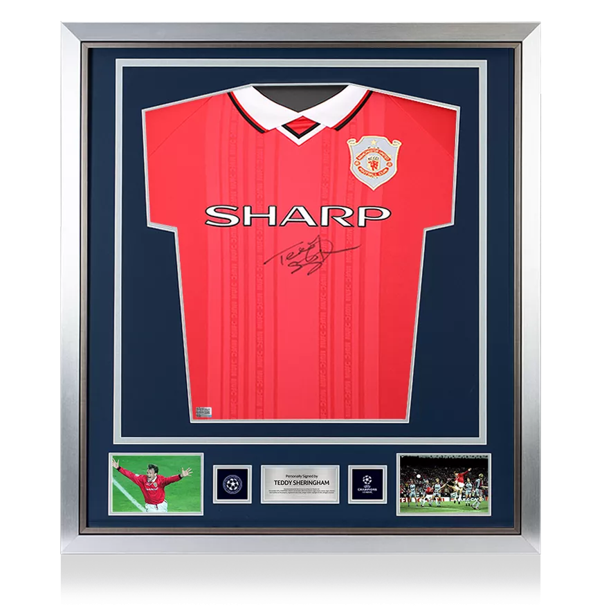 Teddy Sheringham Offizielle UEFA Champions League -Front unterschrieben und gerahmt Manchester United 1999 Home Shirt