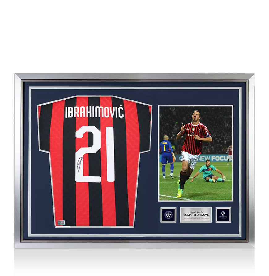 Hero framed and back signed Zlatan Ibrahimović shirt