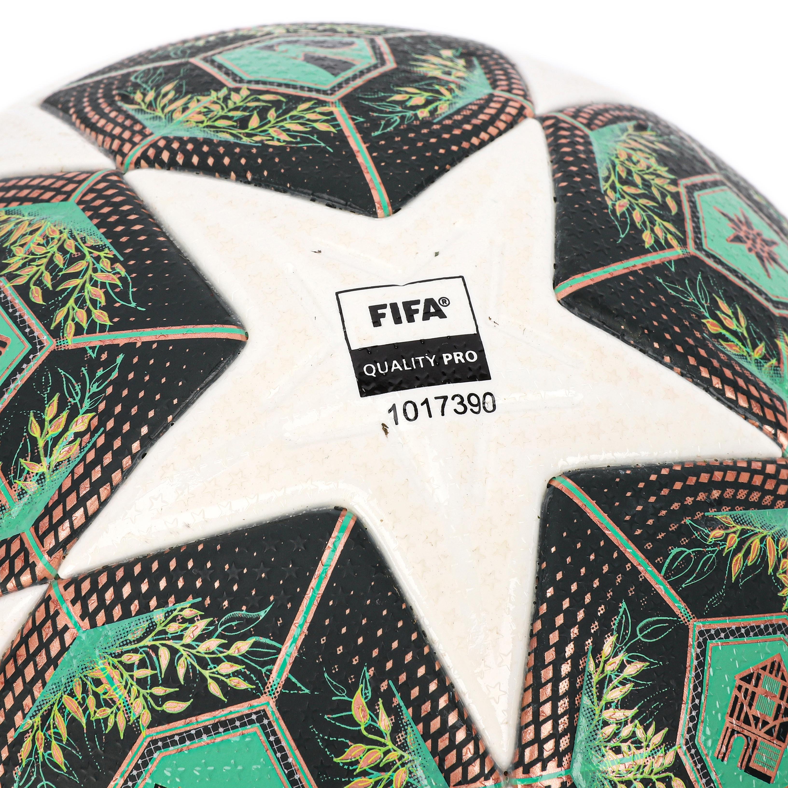 UEFA Champions League 2025 Halbfinale 1. Bein: Barcelona benutzte Ball