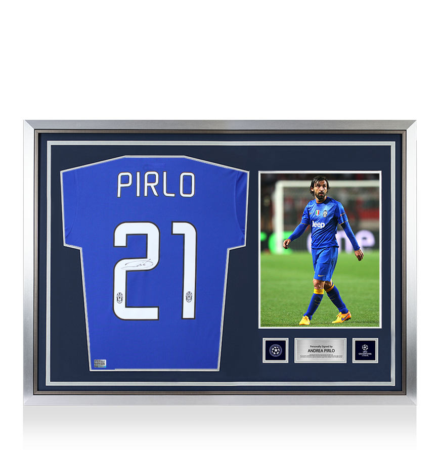 Camiseta oficial de visitante de la Juventus 2014-15 firmada y enmarcada por Andrea Pirlo de la UEFA Champions League