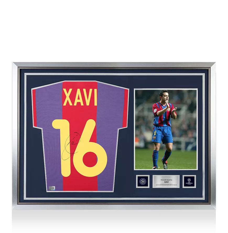 Xavi Offizieller UEFA Champions League Back Signiert und Heldenrahmen FC Barcelona 2000-01 Home Shirt