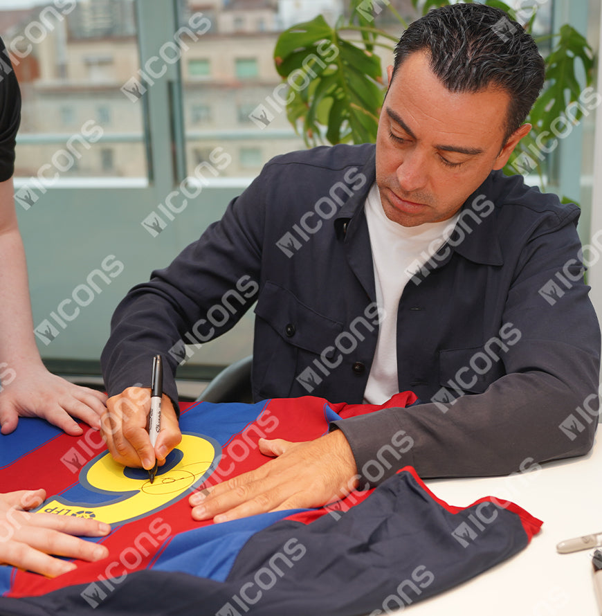 Xavi Official UEFA Champions League Back Signed and Hero Framed FC Barcelona 2003-04 Home Shirt