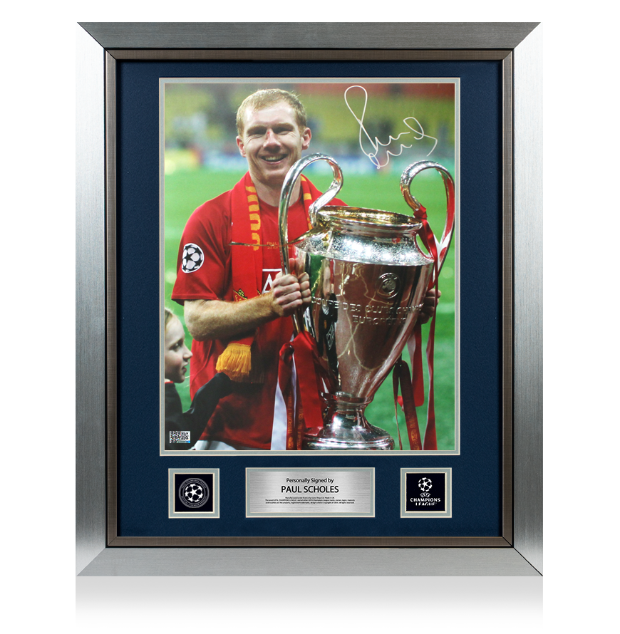 Paul Scholes Official UEFA Champions League Signed and Framed Manchester United Photo: 2008 UEFA Champions League Winner