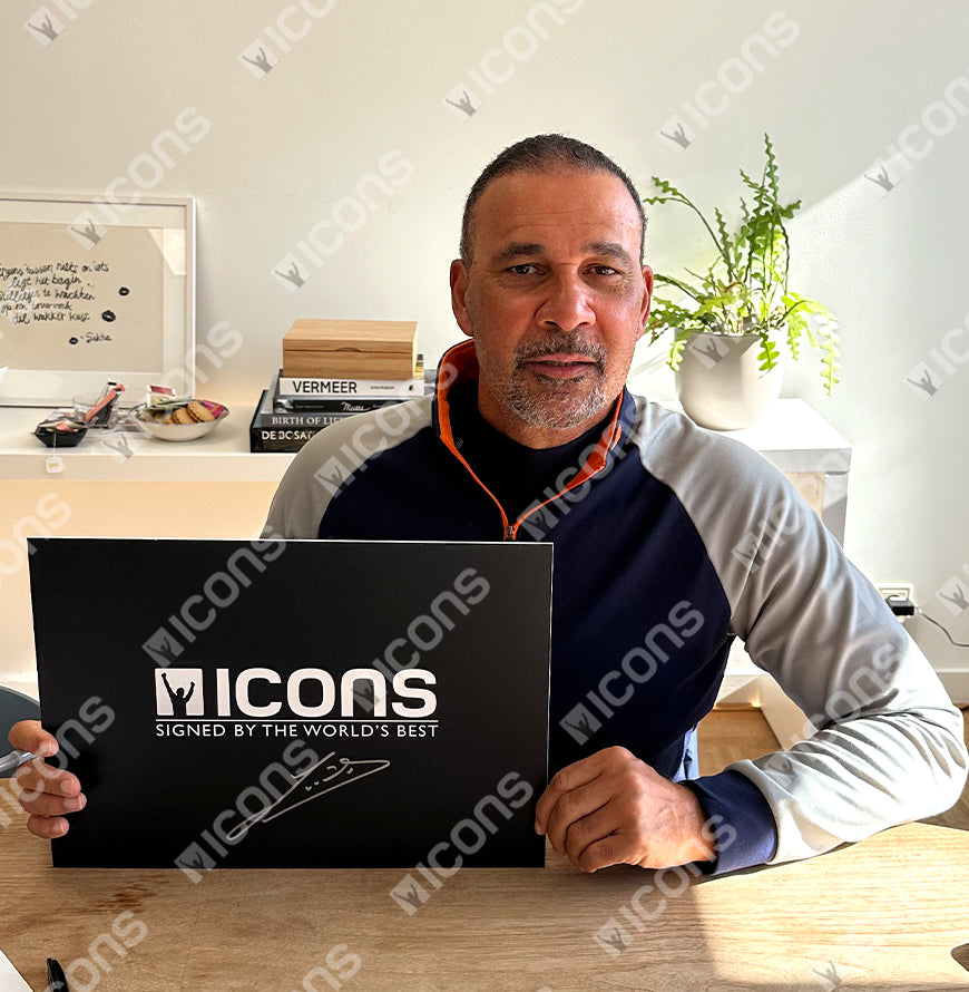 Foto oficial firmada y enmarcada de Ruud Gullit de la UEFA Champions League del AC Milan: ganador de la UEFA Champions League de 1989