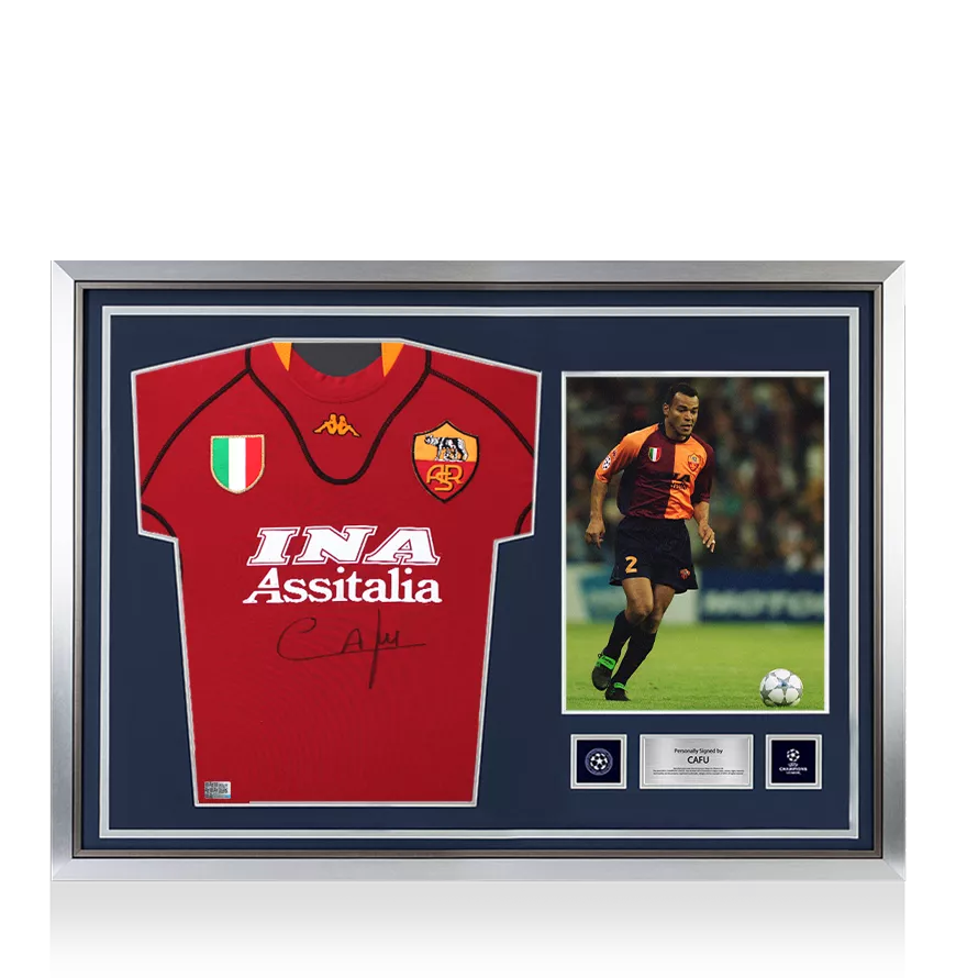 Fronte ufficiale della CAFU UEFA Champions League firmata e Hero incorniciata come Roma 2001-02