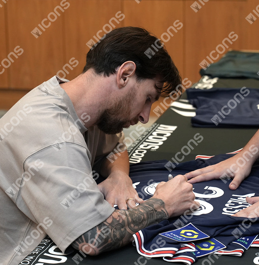 Lionel Messi Official UEFA Champions League Back Signed Paris Saint-Germain 2021-22 Home Shirt