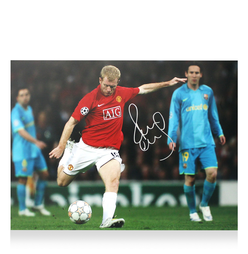 Paul Scholes Official UEFA Champions League Signed and Framed Manchester United Photo: UEFA Champions League Goal vs FC Barcelona