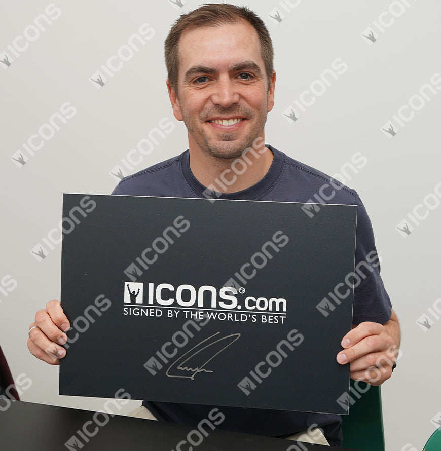 Die offizielle UEFA -Champions League von Philipp Lahm unterzeichnete Fußball im Fall Acryl.