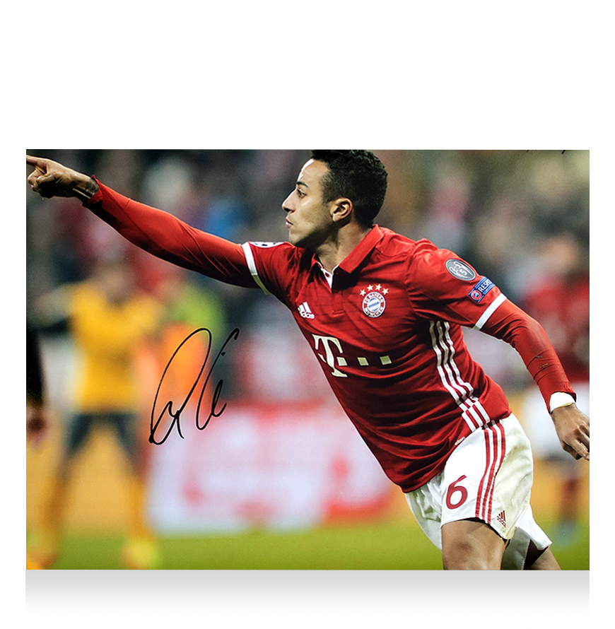 Thiago Alcantara Official UEFA Champions League Signed and Framed FC Bayern Munich Photo: UEFA Champions League Star